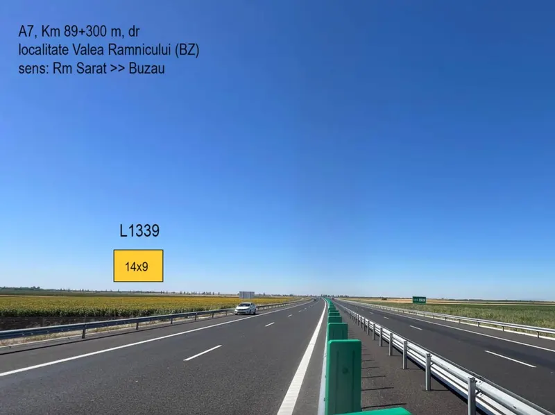 Vedere secundara panou publicitar Autostrada A7 Moldovei, camp deschis Buzau