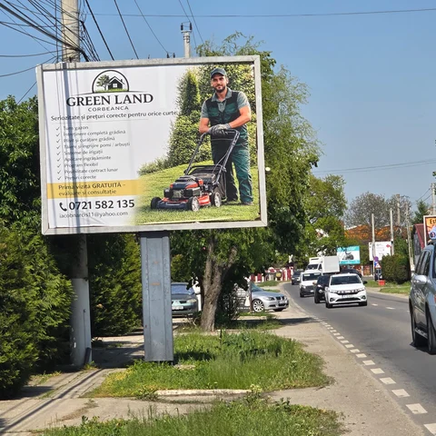 Panou outdoor backlit 5×4 m pe drumul DJ Corbeanca, Ilfov — vedere frontala cu campanie servicii amenajari gradini client amenajari gradini, vizibilitate clara pentru trafic auto si naveta zilnica