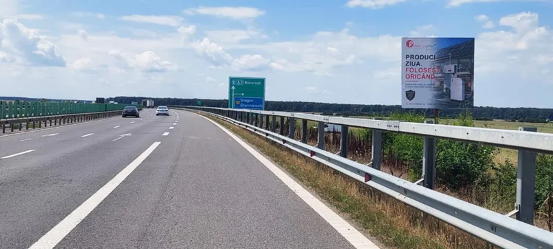 Panou publicitar 14x14 m pe Autostrada A3 langa indicatorul rutier catre Bucuresti si iesirea Snagov-Ghermanesti — pozitionare pe coridorul Bucuresti-Ploiesti cu vizibilitate curata la trafic de mare viteza