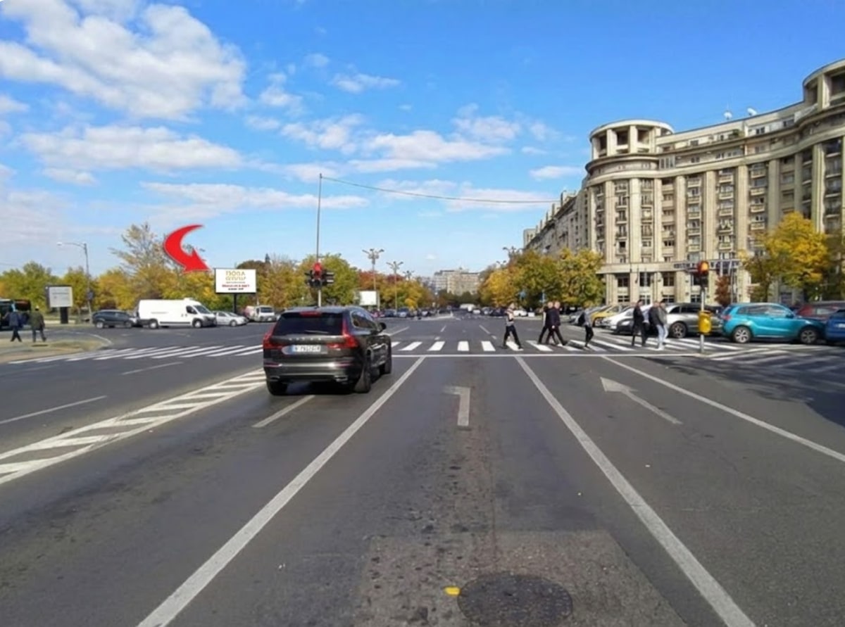 Ecran LED publicitar Mora Group in zona corporate Bucuresti — panou digital DOOH cu audienta pieton + auto, target advertiseri B2B si lansari brand